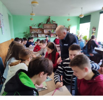 Elevii din Drochia își intensifică cunoștințele despre păduri în cadrul programului "Luna Pădurii"