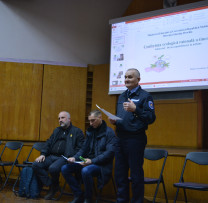 CONFERINȚA ECOLOGICĂ RAIONALĂ DE LA LICEUL TEORETIC "BOGDAN PETRICEICU HASDEU": TINERII DIN DROCHIA ÎȘI ASUMĂ RESPONSABILITATEA PENTRU MEDIU