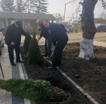 Inspectorii de mediu din Briceni sprijină extinderea spațiilor verzi